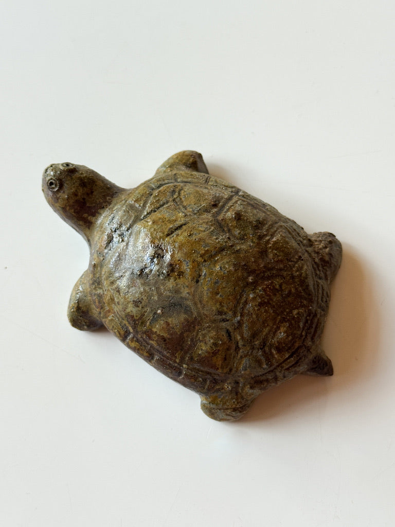 Nakadera kiln - Tortoise Paperweight