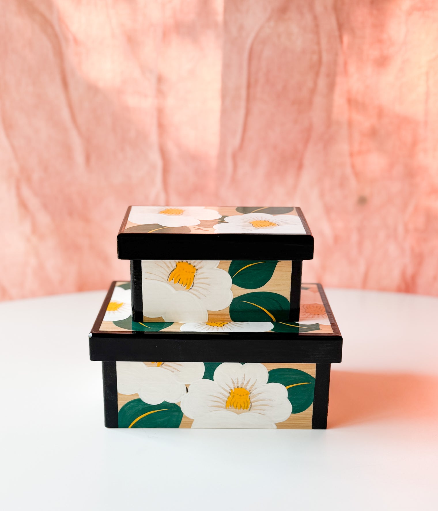 Sumioka Folk Toy Factory - "Hanatebako" Camellia Box, White