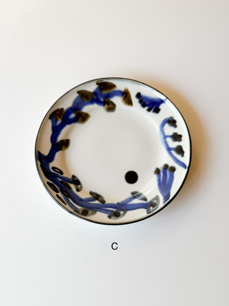 Yuko Shige Porcelain - Round Plate