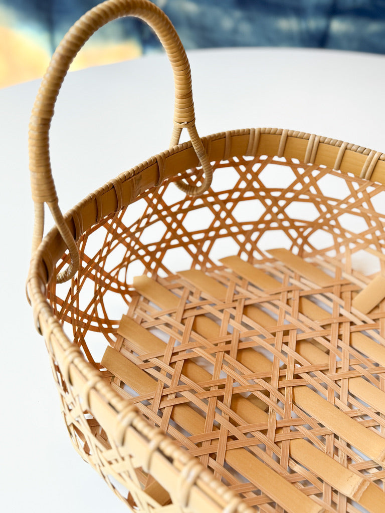 Yasuo Fukusaki - Shallow bamboo basket, two handle