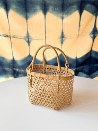Yasuo Fukusaki - Simple Basket, Medium