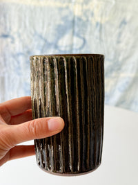 Kajiya Kiln - Utensil holder, "Hashitate" Dark