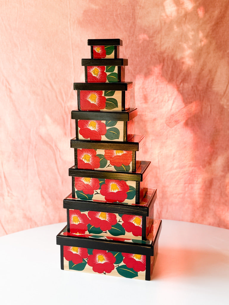 Sumioka Folk Toy Factory - "Hanatebako" Camellia Box, Red