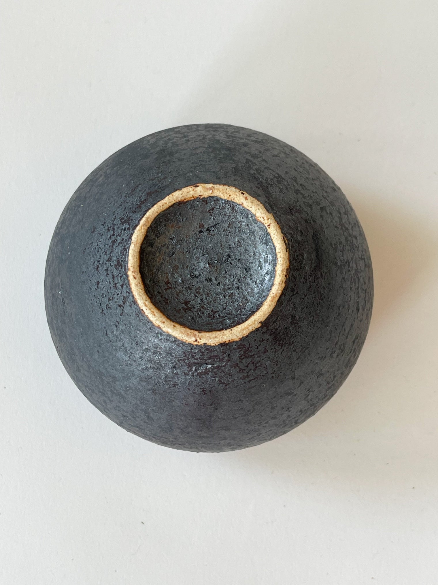 Hiroki Kanazawa -  Black round cup