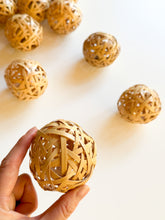 Load image into Gallery viewer, Bamboo ball bell by Yasuo Fukusaki
