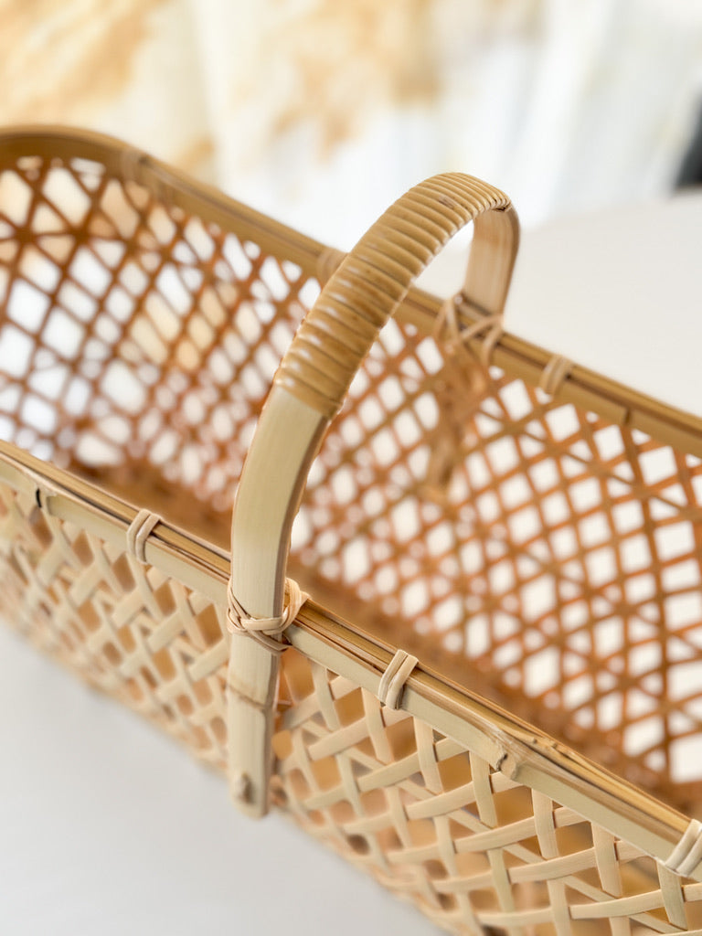 Bamboo Basket by Youn Minyoung - "Sukkiri Kaban", Oval