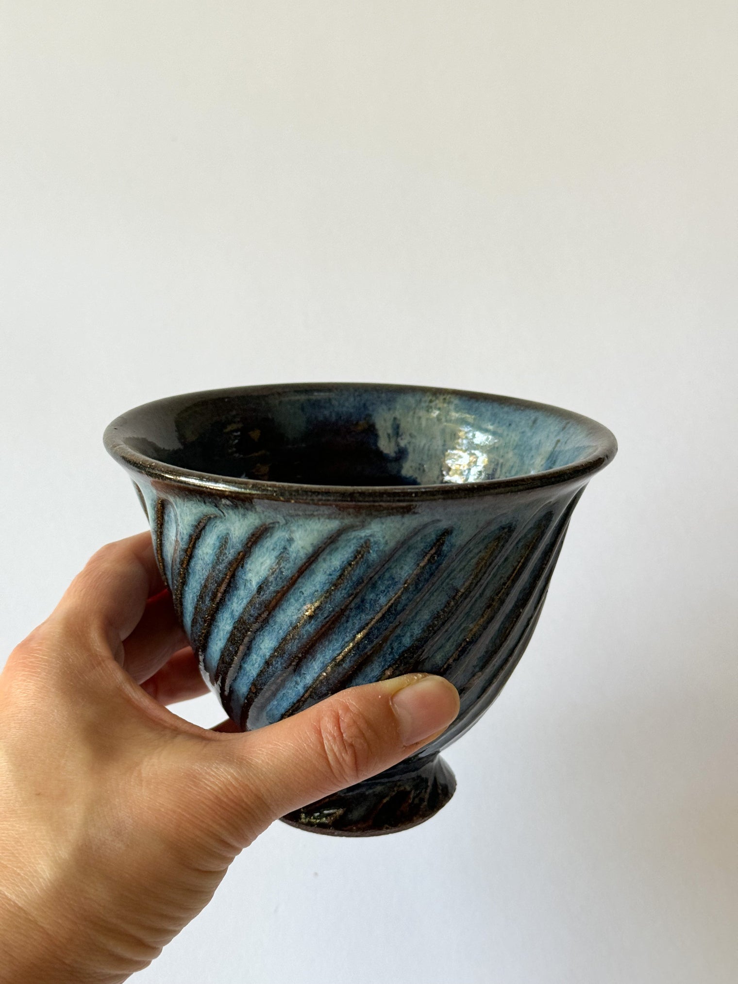 Mizuho Kiln - Tall cup, "Shinogi"