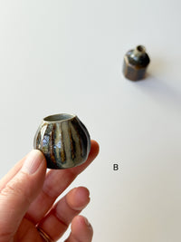 Chihiro Kiln - Tiny Vase, Brown