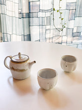 Load image into Gallery viewer, Yamanokuchi Kiln - Yunomi tea cup &quot;Squash&quot;
