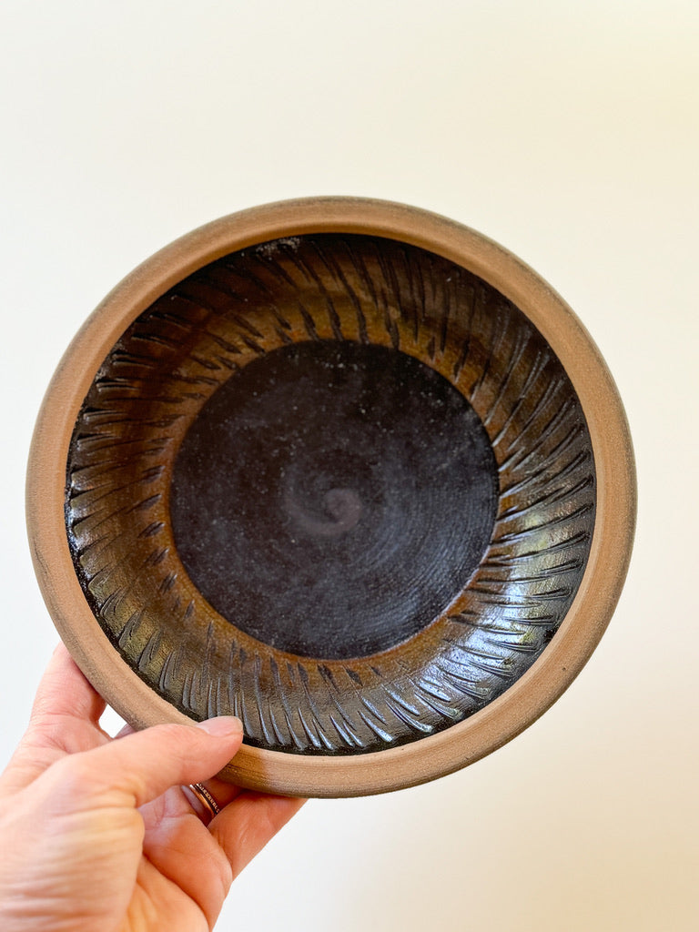 Onta Kiln -  Rim plate, Kanna