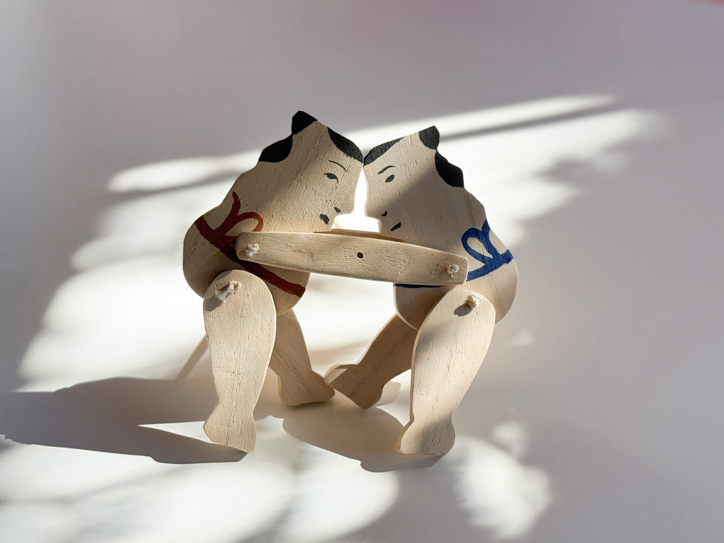 Tetsuji Kuwahara - Ita-zumo (Board Sumo) toy