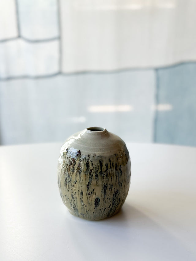 Chihiro Kiln -  Round Vase