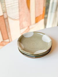 Kajiya Kiln - Plate, Makugake White