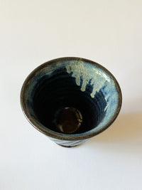 Mizuho Kiln - Tall cup, "Shinogi"