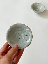 Load image into Gallery viewer, Moriyama Kiln - Tiny Bowl, white
