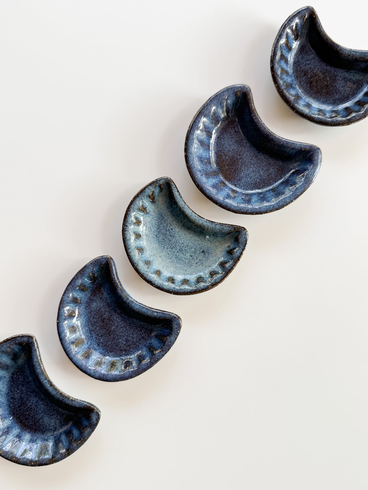 Mizuho Kiln - Mini Crescent Moon or Mini Dumpling Plate