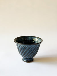 Mizuho Kiln - Tall cup, "Shinogi"