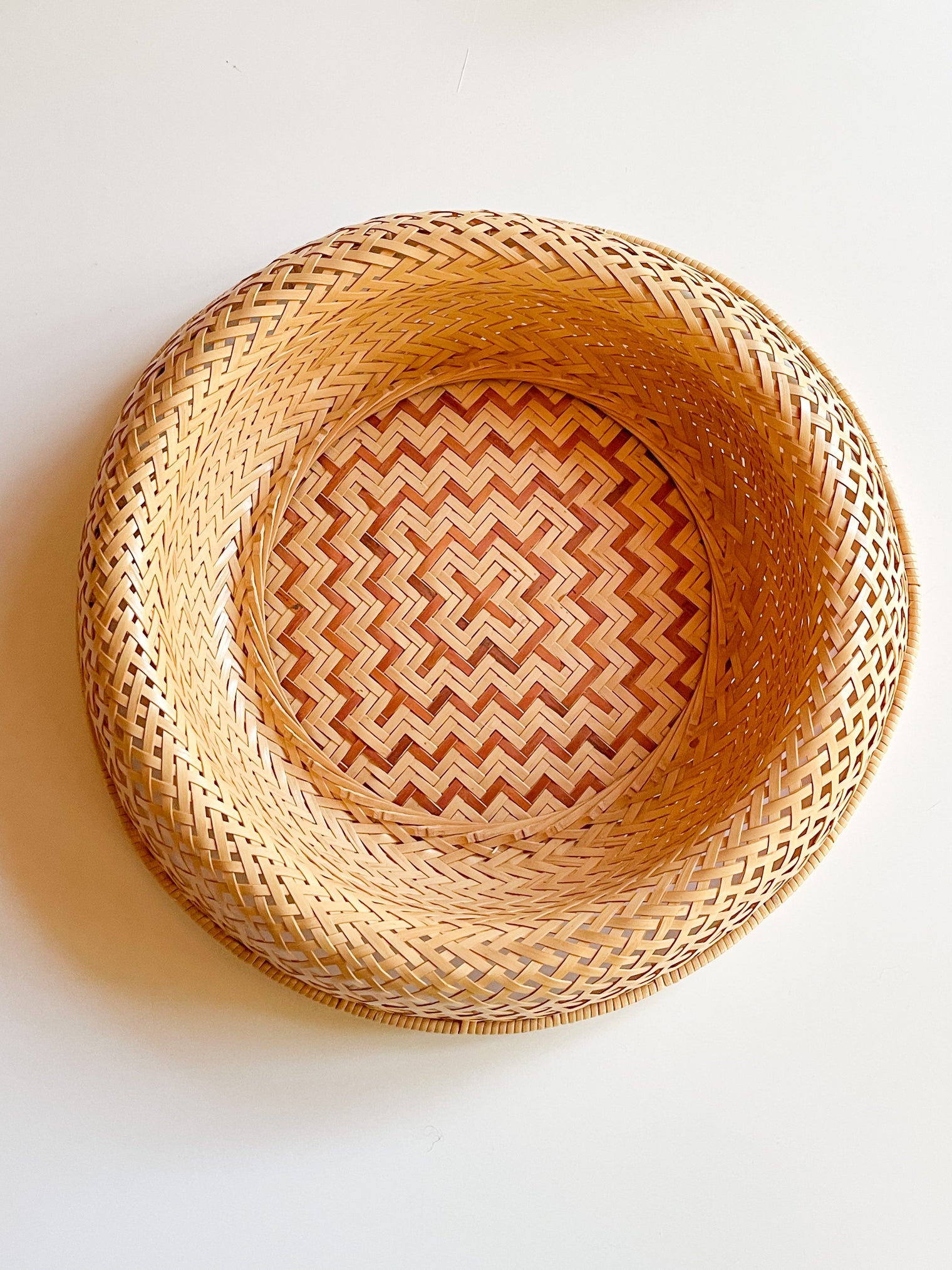 Yasuo Fukusaki - Bamboo basket, Shallow 2