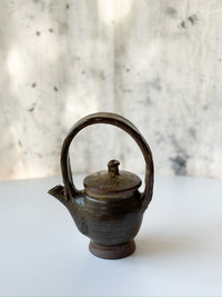 Nakadera kiln - Teapot with handle