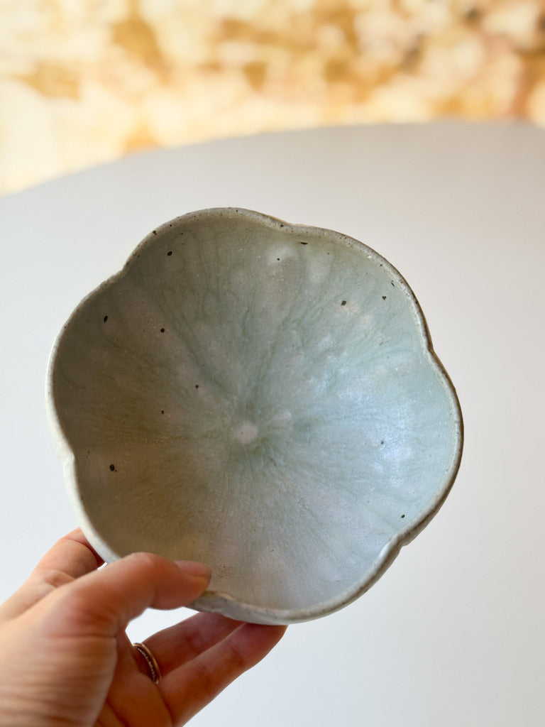 Moriyama Kiln - Plum Bowl, Light