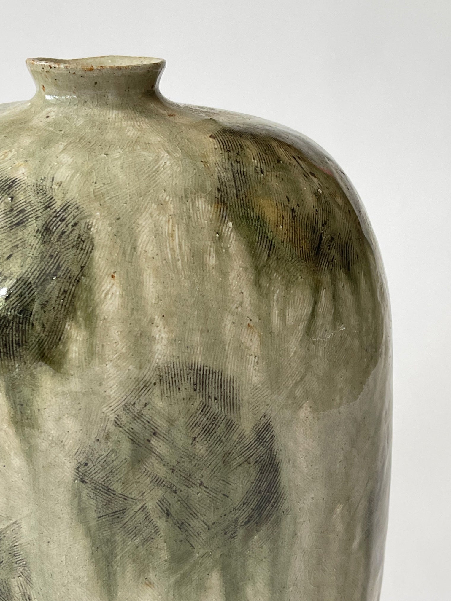 Chihiro Kiln -  Big green vase