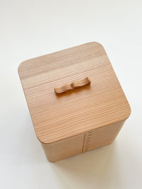 Shibatatoku Shouten - Cedar bread box