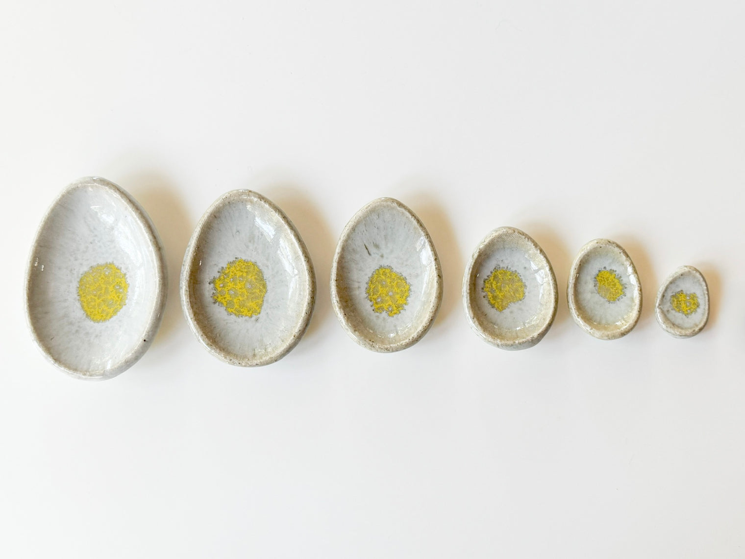 Mizuho Kiln - Stacking Mini Eggs