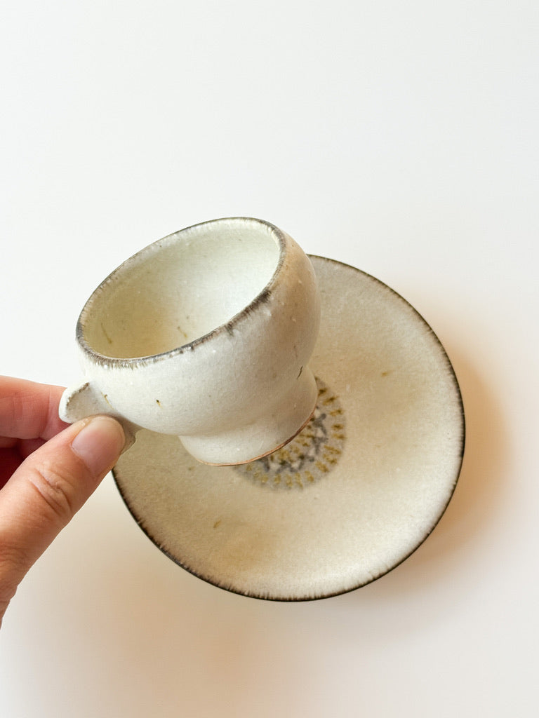 Issaki kiln - Yunomi tea cup and saucer set, Fireworks