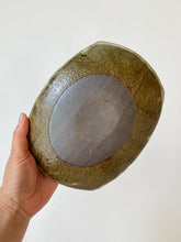 Load image into Gallery viewer, Issaki kiln - Kaku plate
