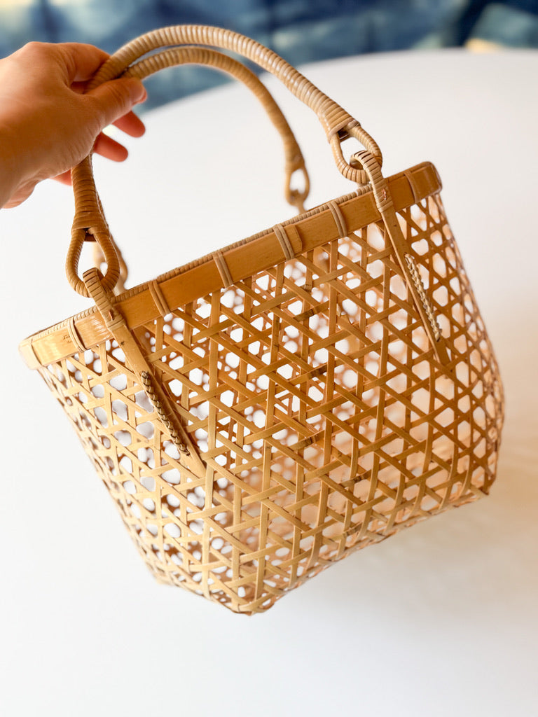 Yasuo Fukusaki - Simple Basket, Medium