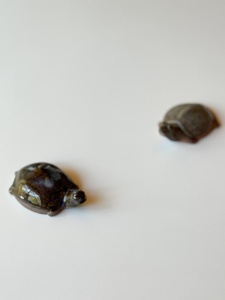 Nakadera kiln - Turtle utensil rest
