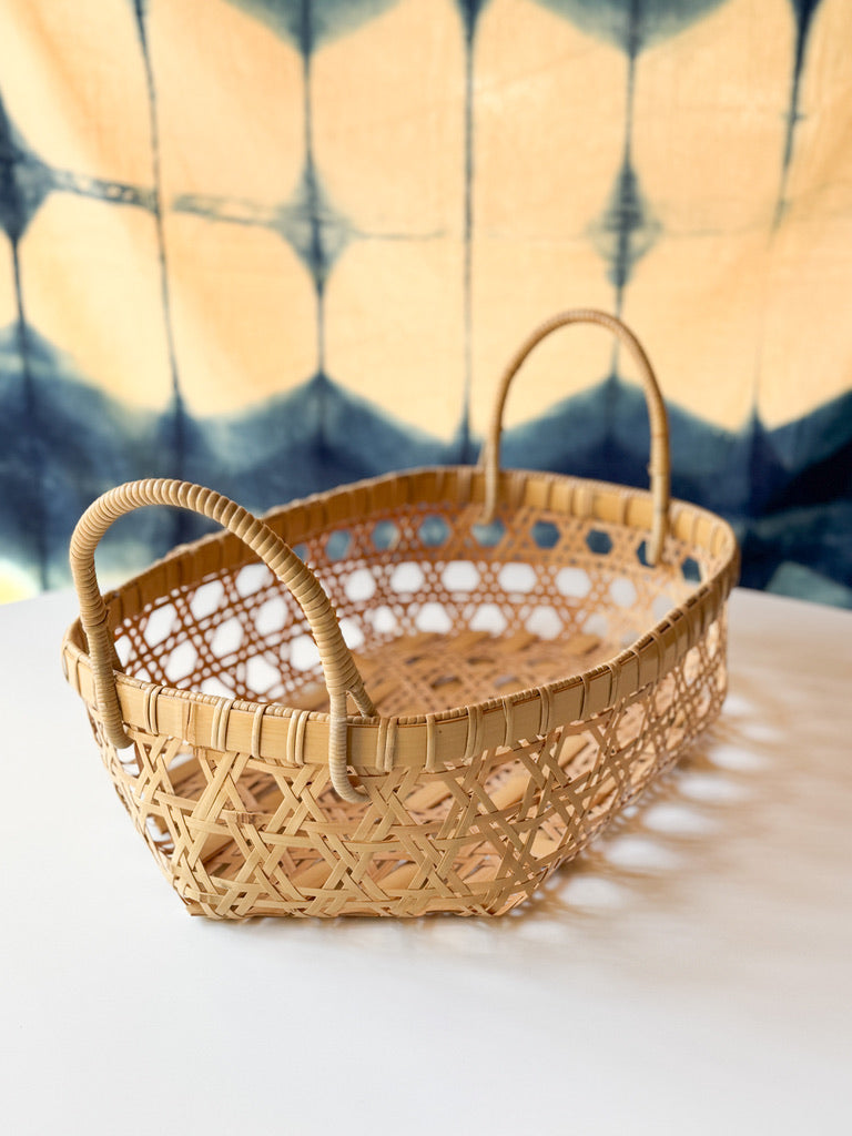 Yasuo Fukusaki - Shallow bamboo basket, two handle