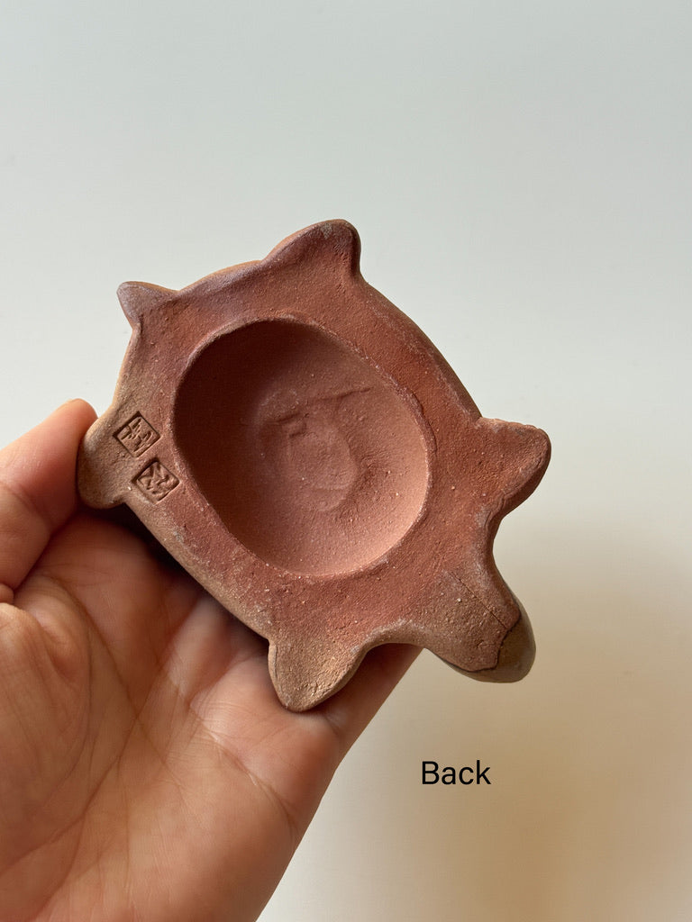 Nakadera kiln - Tortoise Paperweight