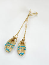 Load image into Gallery viewer, Straw decoration - Baby Straw Sandals (Tanjou Waraji)
