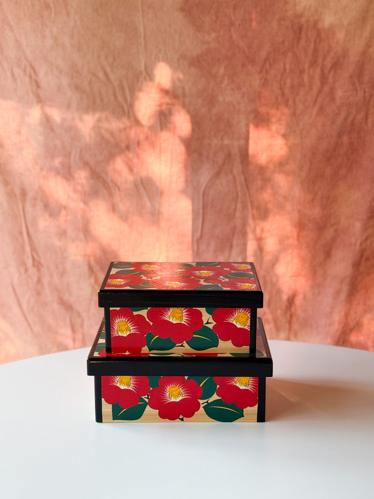Sumioka Folk Toy Factory - "Hanatebako" Camellia Box, Red