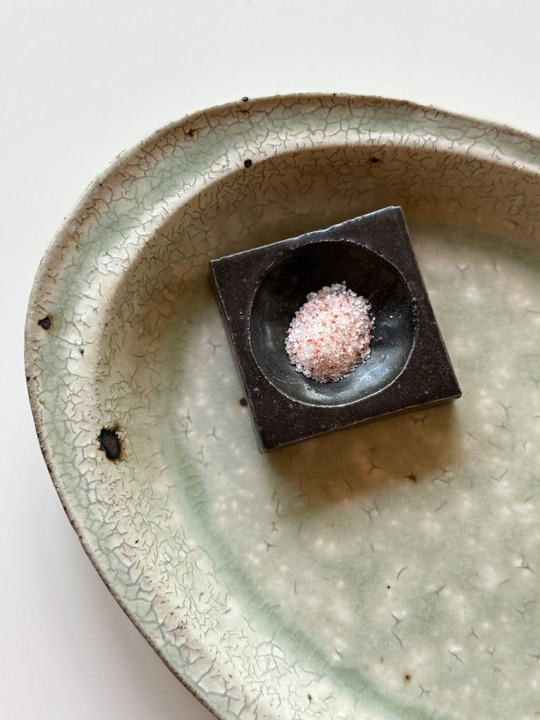 Yamanokuchi Kiln - Tiny Square Garnish Holder, Black