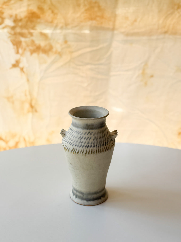 Issaki kiln -  Vase with wings!