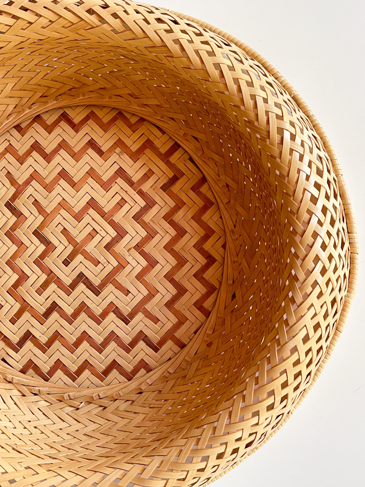 Yasuo Fukusaki - Bamboo basket, Shallow 2