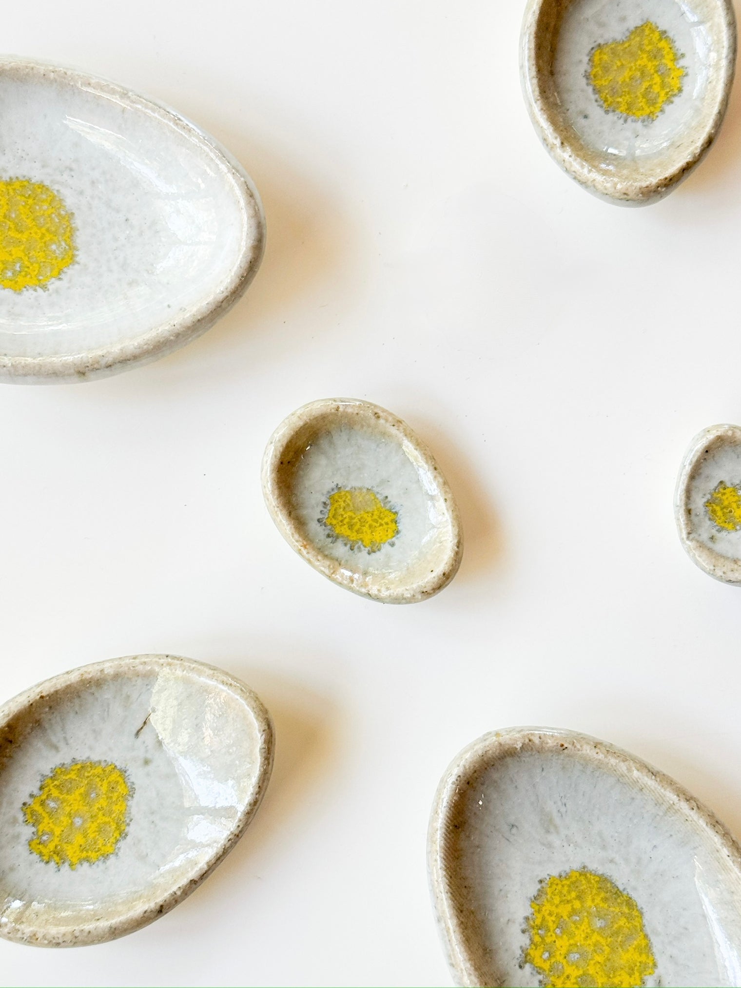 Mizuho Kiln - Stacking Mini Eggs