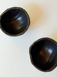 Yamanokuchi Kiln - Mini bowl with legs, Black