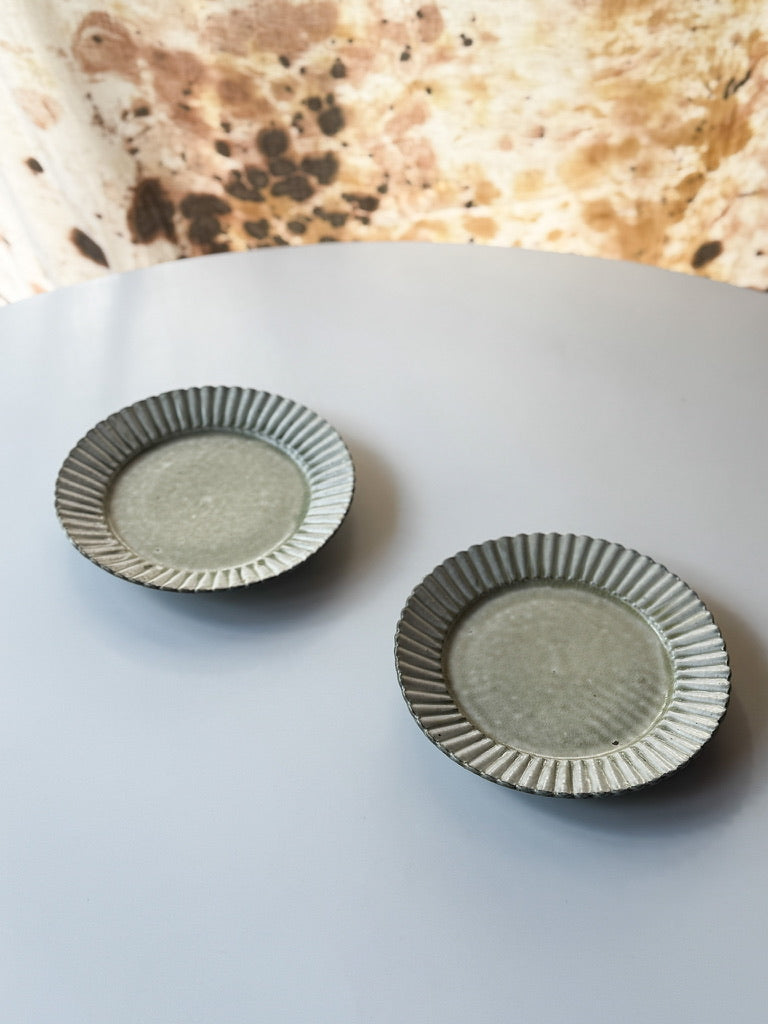 Yamanokuchi Kiln - "Rinka" Flower Plate