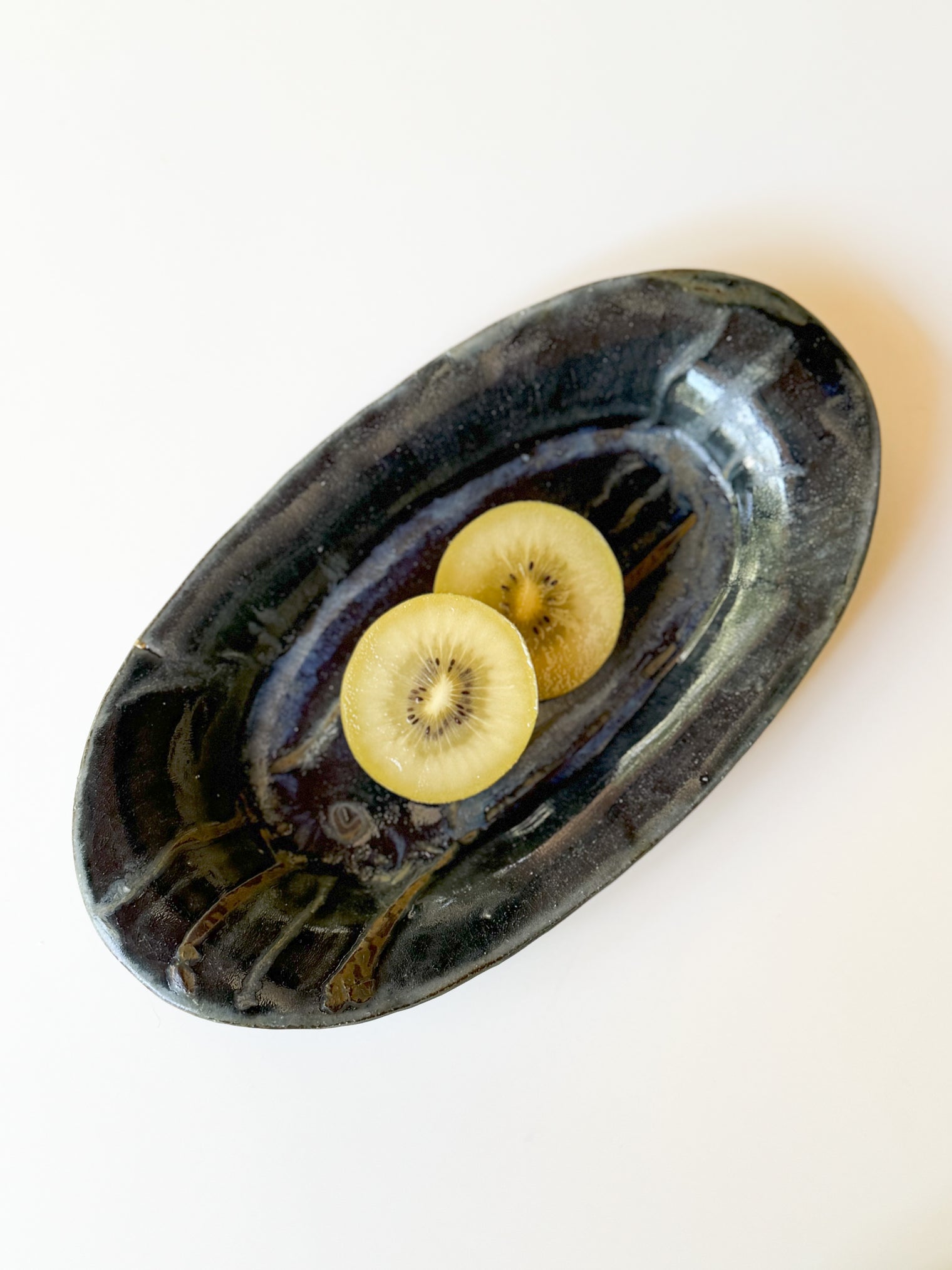 Mugihiko Kitagawa - Vegetable Dyed Oval Plate