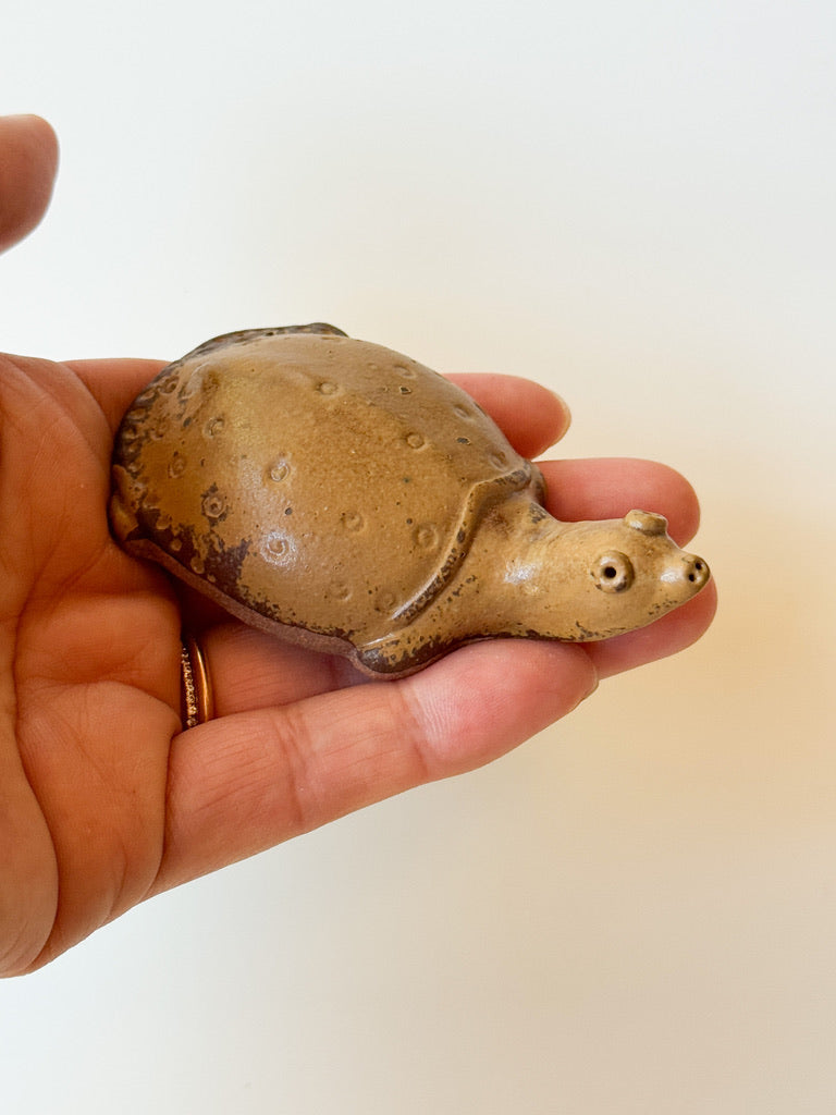Nakadera kiln - Turtle utensil rest