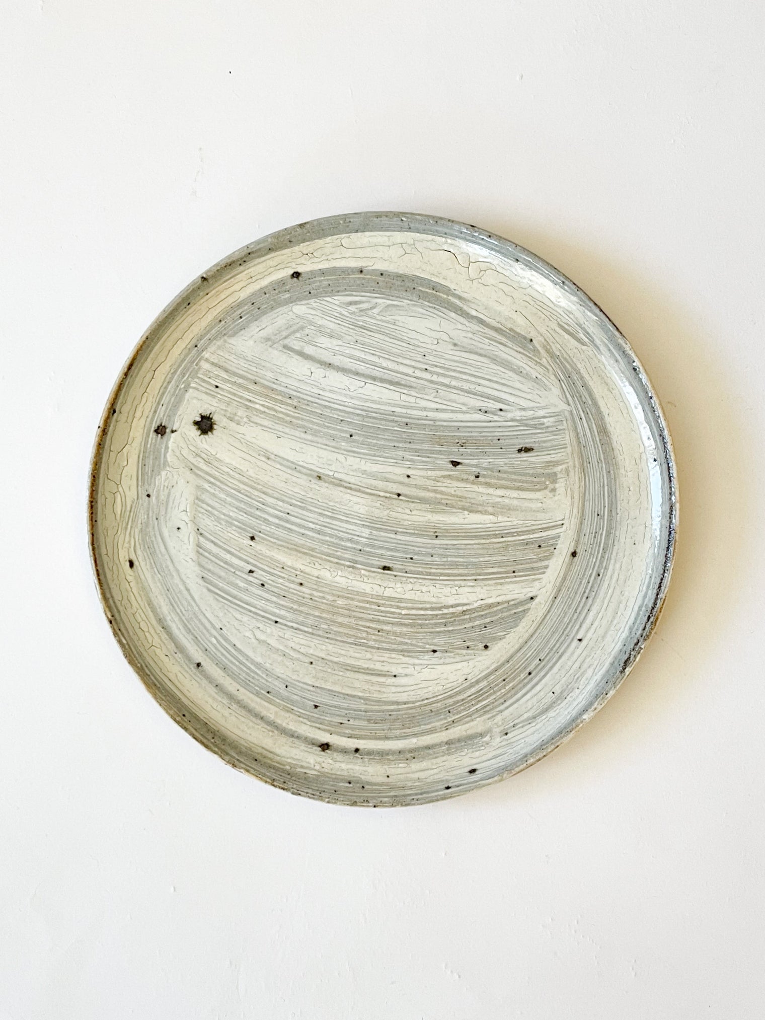 Moriyama Kiln -  Round platter "Hakeme"